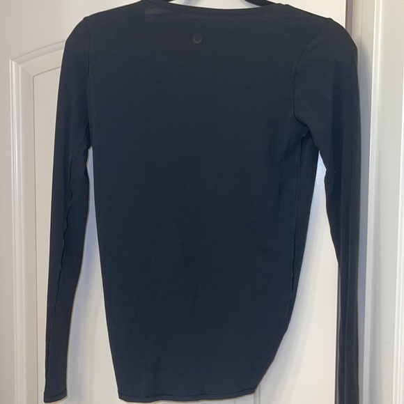 LULULEMON black tie up long sleeve - Picture 4 of 5